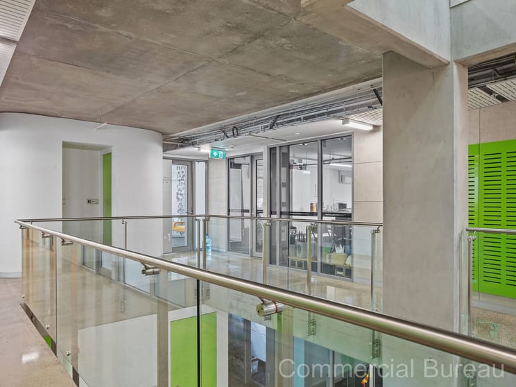 406/198 Harbour Esplanade Docklands VIC 3008 - Image 2