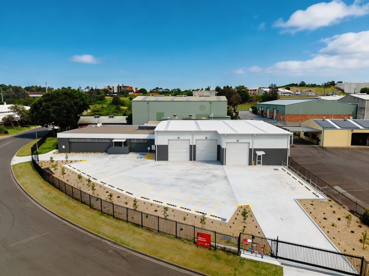 14 Prince of Wales Avenue Unanderra NSW 2526 - Image 1