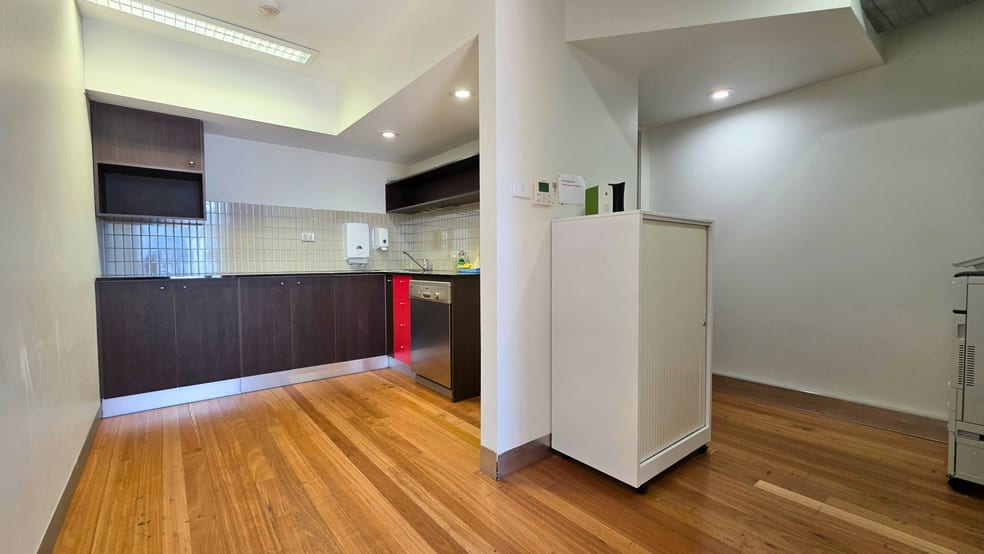 Click to view all images 14/71 Leichardt Street Kingston ACT 2604 - Image 3
