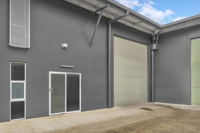 2/15 Premier Circuit Warana QLD 4575 - Image 1