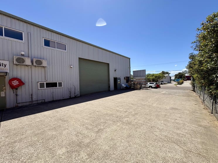 Unit 1, 67 Mitchell Road Cardiff NSW 2285 - Image 2