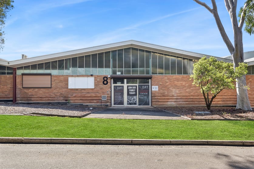 Click to view all images 1A The Crescent Kingsgrove NSW 2208 - Image 1