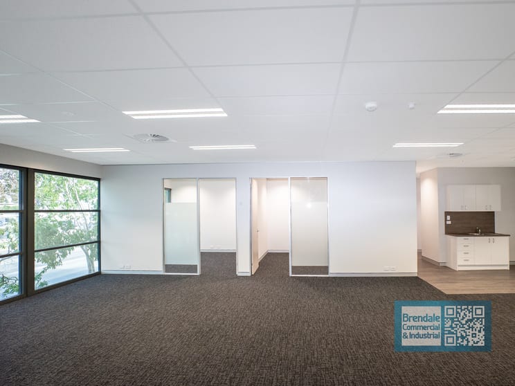Level 1 Unit 2/253 Leitchs Rd Brendale QLD 4500 - Image 2