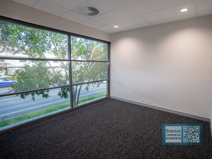 Level 1 Unit 2/253 Leitchs Rd Brendale QLD 4500 - Image 3