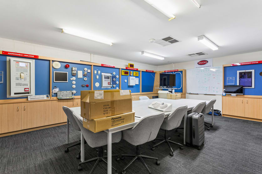 Click to view all images 729A Port Road Woodville SA 5011 - Image 3