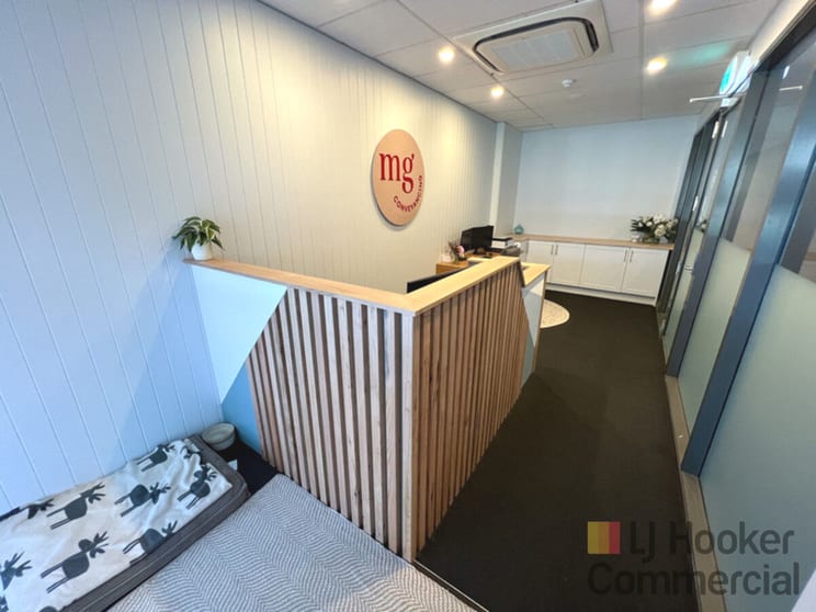 Click to view all images Suite 8/6 Pine Tree Lane Terrigal NSW 2260 - Image 2