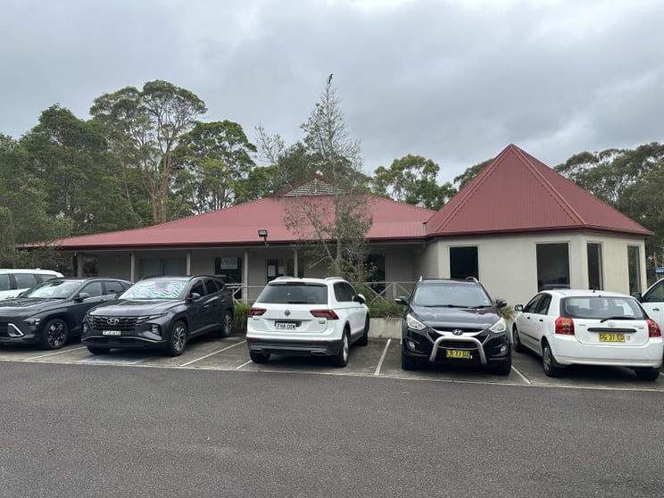 52 The Ave Kariong NSW 2250 - Image 1