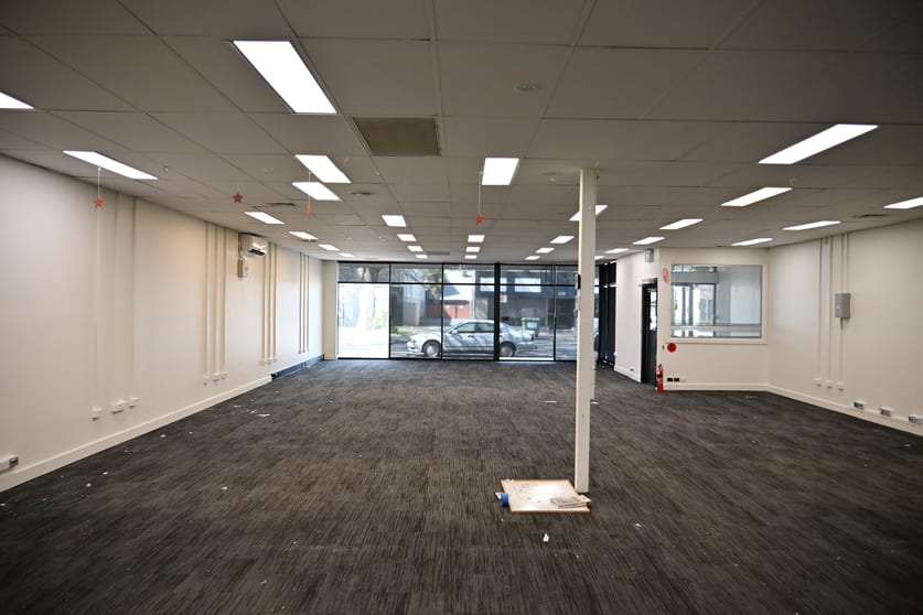 Click to view all images 1/553 David Street Albury NSW 2640 - Image 3
