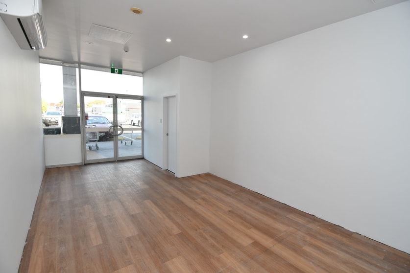 Click to view all images 3/249 Fulham Road Vincent QLD 4814 - Image 3