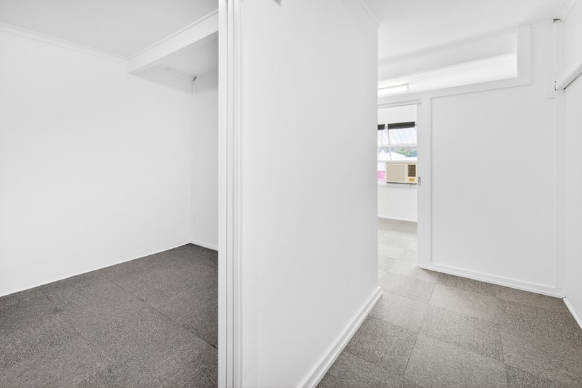 Click to view all images 6/5 Davenport Street Southport QLD 4215 - Image 3