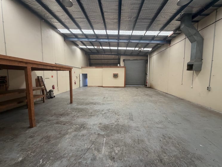 2/62 Brunel Road Seaford VIC 3198 - Image 4
