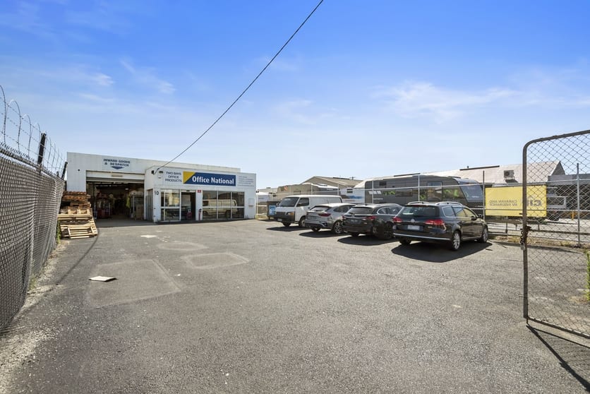 10 Tooyal Street Frankston VIC 3199 - Image 1