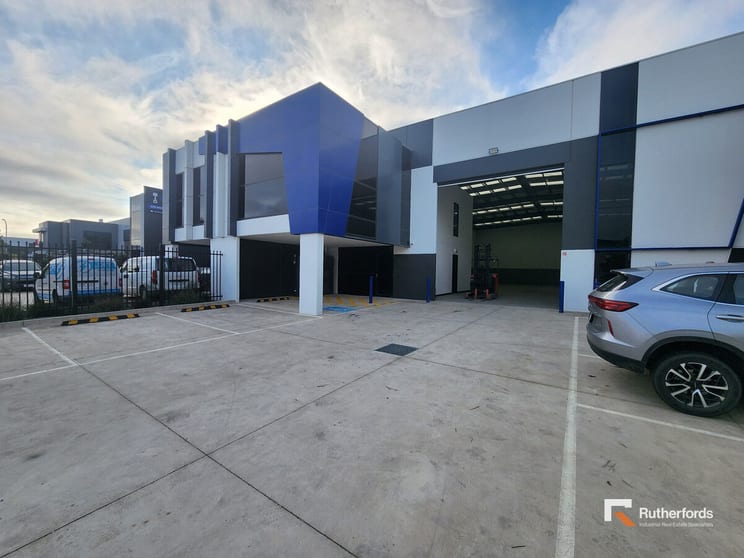 Click to view all images 20 Longford Road Epping VIC 3076 - Image 1