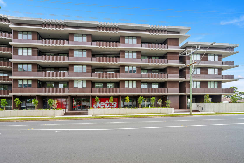 Click to view all images Suite 1, 2, 3, 5, 8/101 Nuwarra Road Moorebank NSW 2170 - Image 3