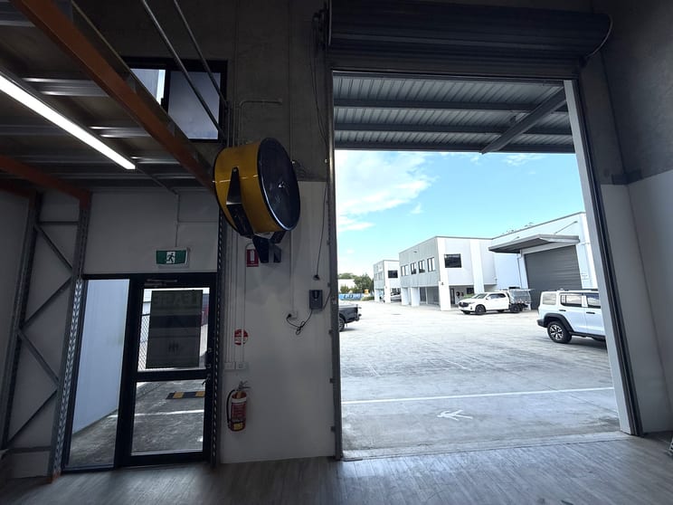 9/10-12 Russell St Petrie QLD 4502 - Image 3