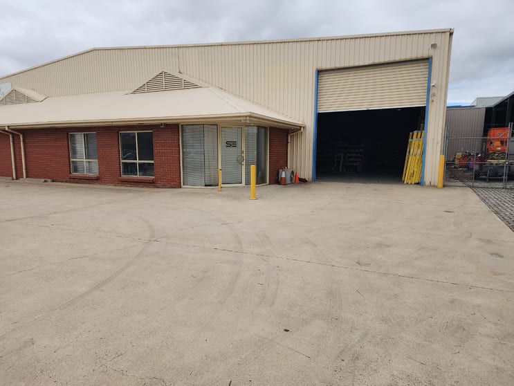 Unit 3/2 Belfree Drive Green Fields SA 5107 - Image 1