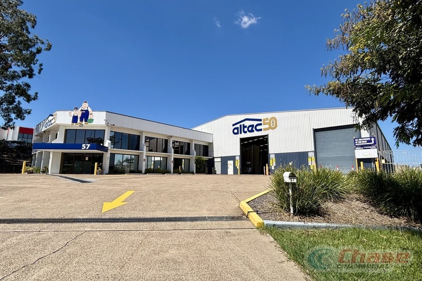 Click to view all images 57 Machinery Street Darra QLD 4076 - Image 1