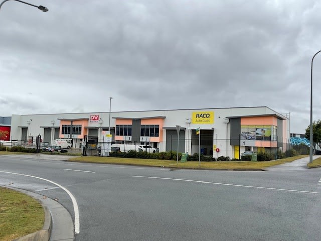 Click to view all images 2/1 Gliderway Street Bundamba QLD 4304 - Image 1