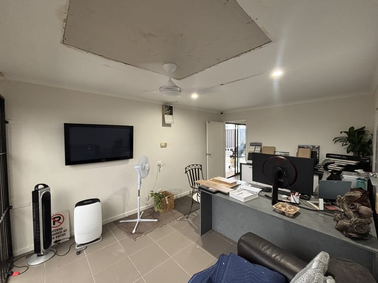 6/50 Lawrence Drive Nerang QLD 4211 - Image 2