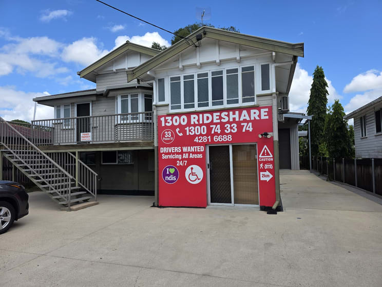Click to view all images 33 Pease Street Manoora QLD 4870 - Image 1
