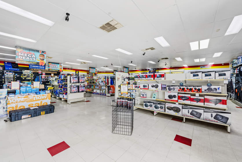 Click to view all images 2/1145 Albany Highway Bentley WA 6102 - Image 3