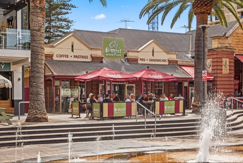 Click to view all images 15 Moseley Square Glenelg SA 5045 - Image 1
