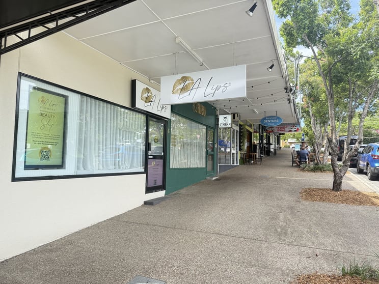 6 Wongabel Street Kenmore QLD 4069 - Image 2