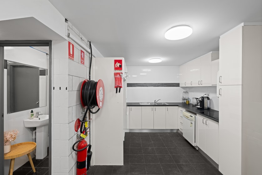 Click to view all images 5/71-83 Asquith Street Silverwater NSW 2128 - Image 4