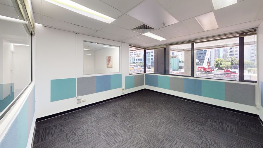 73/15 Victoria Avenue Broadbeach QLD 4218 - Image 3