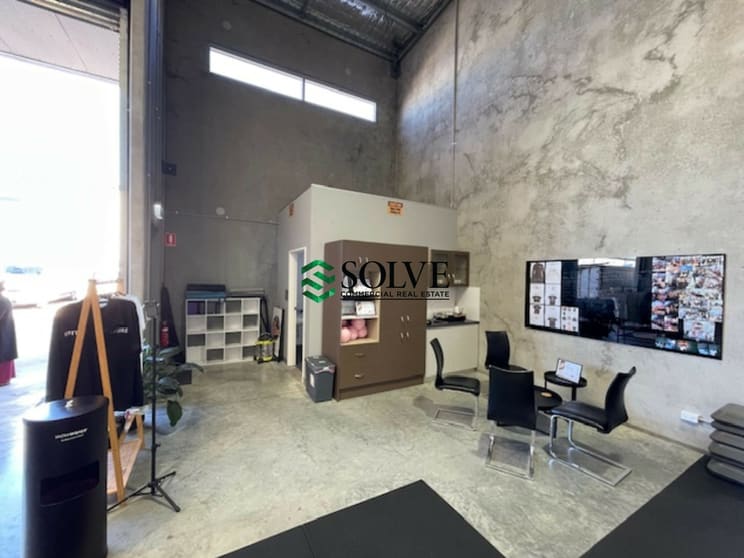 Click to view all images 10/191-195 McCredie Road Smithfield NSW 2164 - Image 3