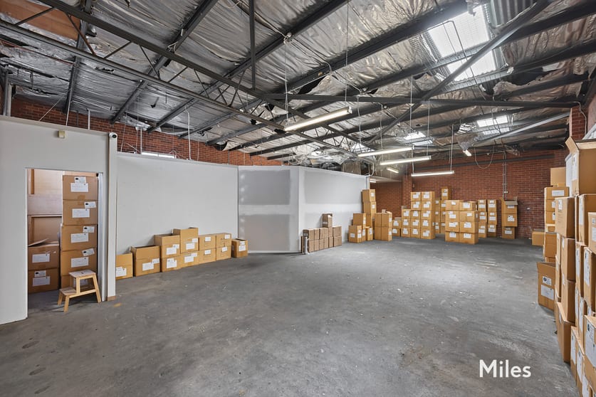 6 Orthla Avenue Heidelberg West VIC 3081 - Image 2