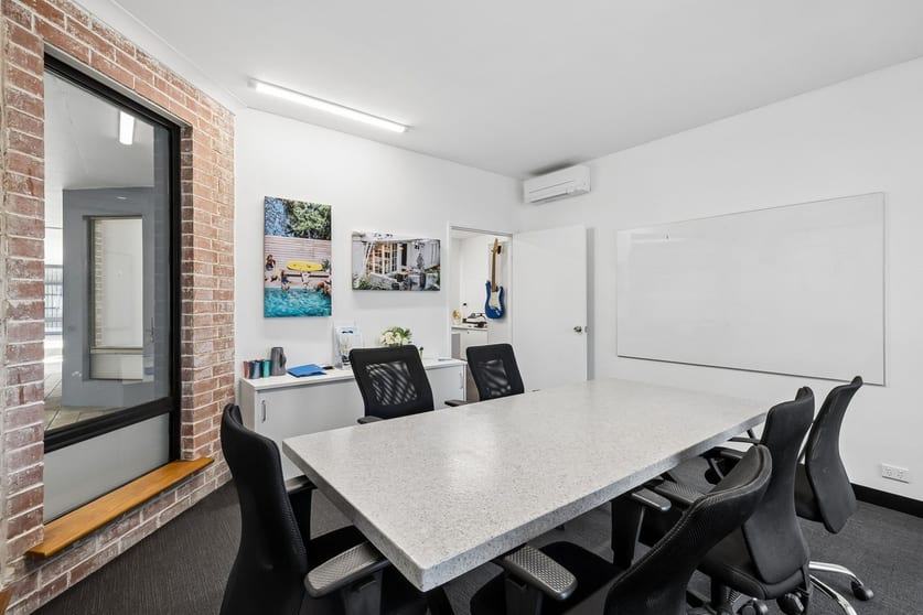 4-6/890 Canning Highway Applecross WA 6153 - Image 3