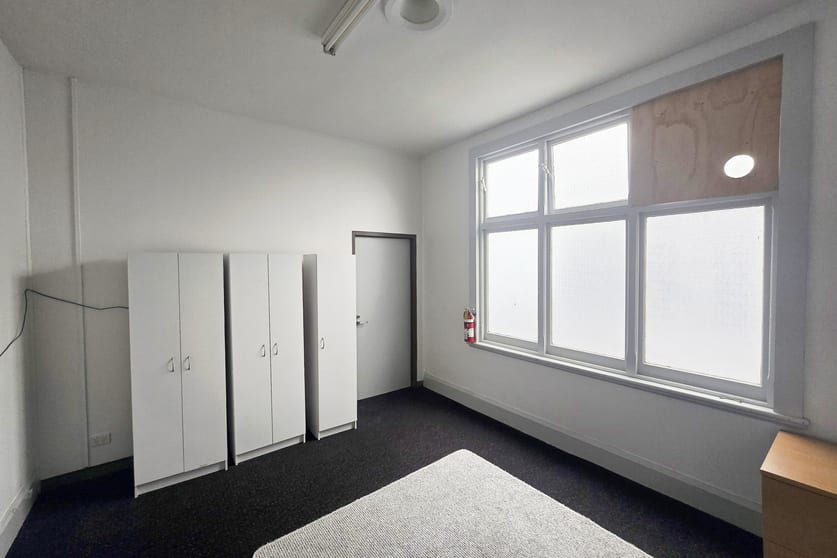 Click to view all images Office 9/96-102 St John Street Launceston TAS 7250 - Image 2