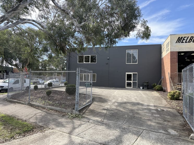 5 Bostock Court Thomastown VIC 3074 - Image 1