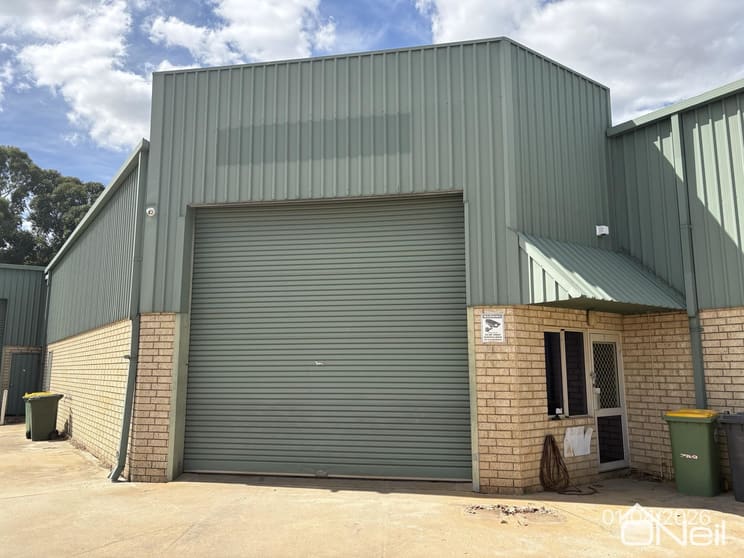 Unit 2/35 Gillam Drive Kelmscott WA 6111 - Image 1