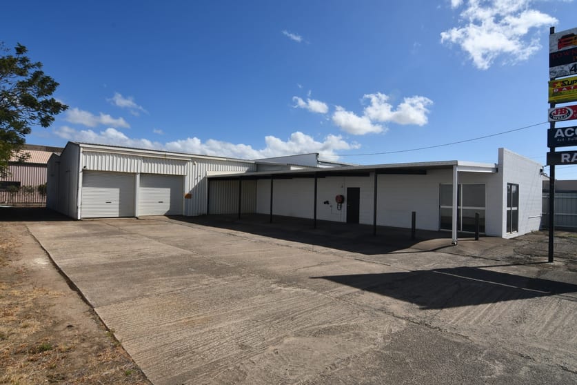 Click to view all images 23 Pilkington Street Garbutt QLD 4814 - Image 1