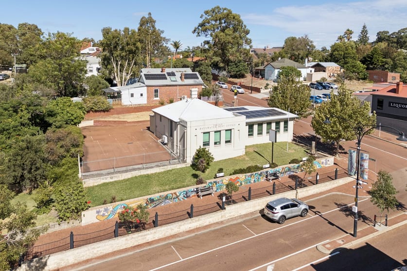 Click to view all images 14 King William Street Bayswater WA 6053 - Image 2