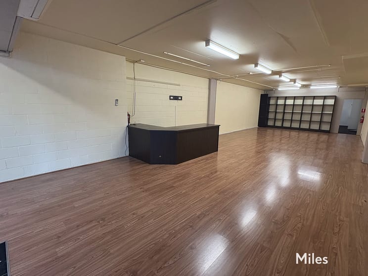 Click to view all images 295 Broadway Reservoir VIC 3073 - Image 3