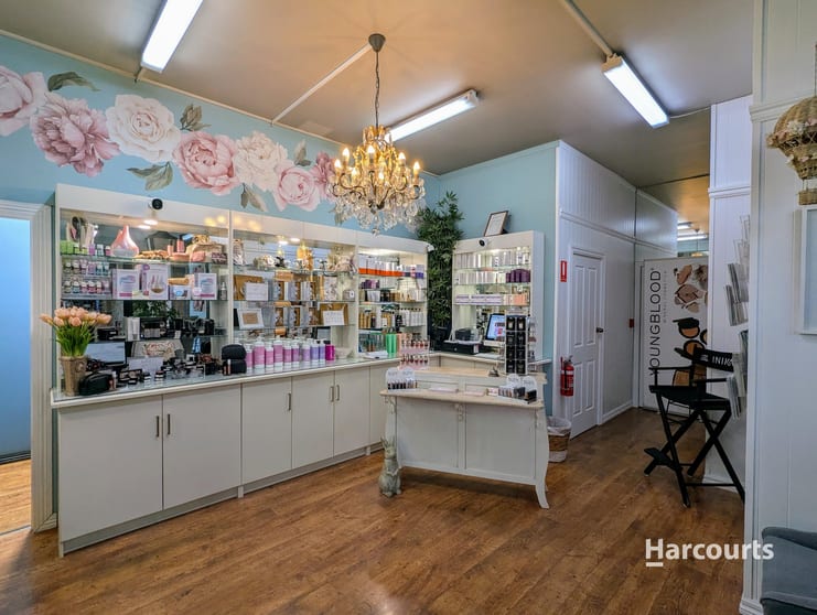 Click to view all images 2/34 Wilson Street Burnie TAS 7320 - Image 2