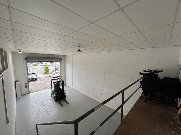 Click to view all images 11/12-20 Lawrence Drive Nerang QLD 4211 - Image 2