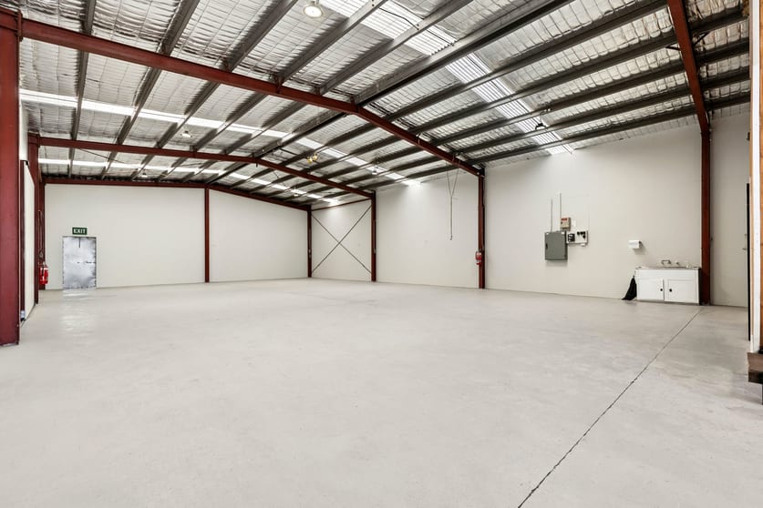 Click to view all images 13 Wattlepark Avenue Moolap VIC 3224 - Image 3