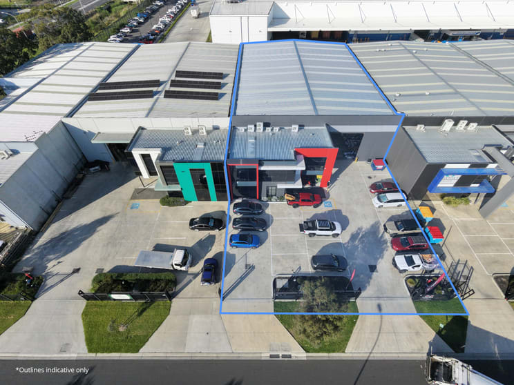 Click to view all images 104 Fox Drive Dandenong South VIC 3175 - Image 1