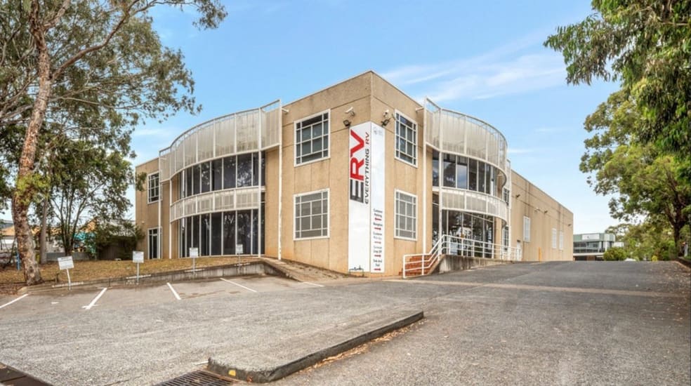 Click to view all images Girraween NSW 2145 - Image 1