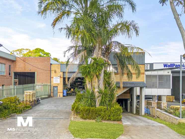 Click to view all images 23 Arab Road Padstow NSW 2211 - Image 2