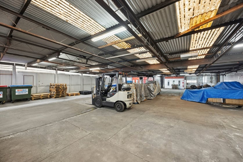 Click to view all images 8 Roger Street Brookvale NSW 2100 - Image 3
