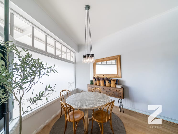 Click to view all images 6/327 Honour Avenue Graceville QLD 4075 - Image 2