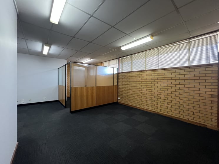 1/71 Yambil Street Griffith NSW 2680 - Image 3