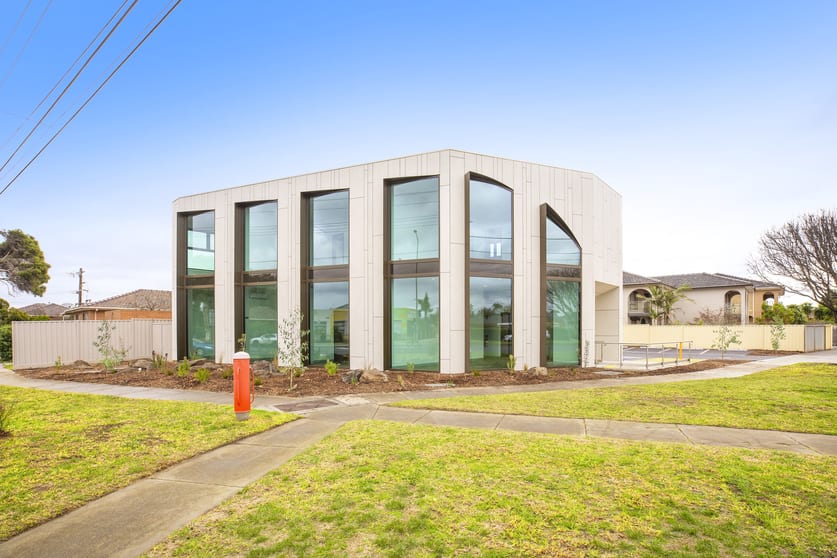 120 Kingsway Drive Lalor VIC 3075 - Image 1