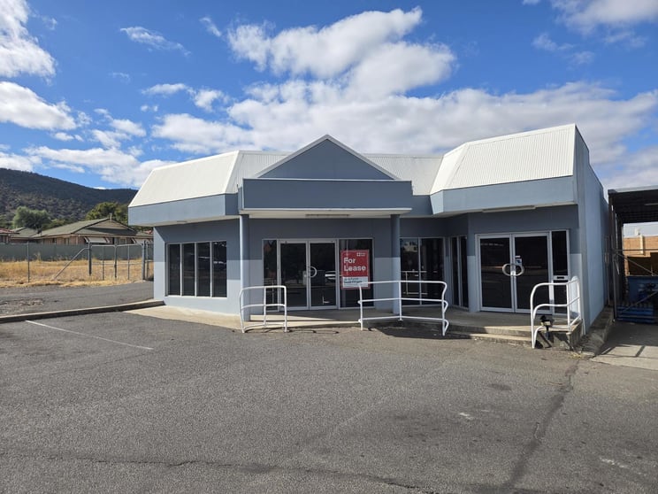 4/186 Marius Street Tamworth NSW 2340 - Image 1