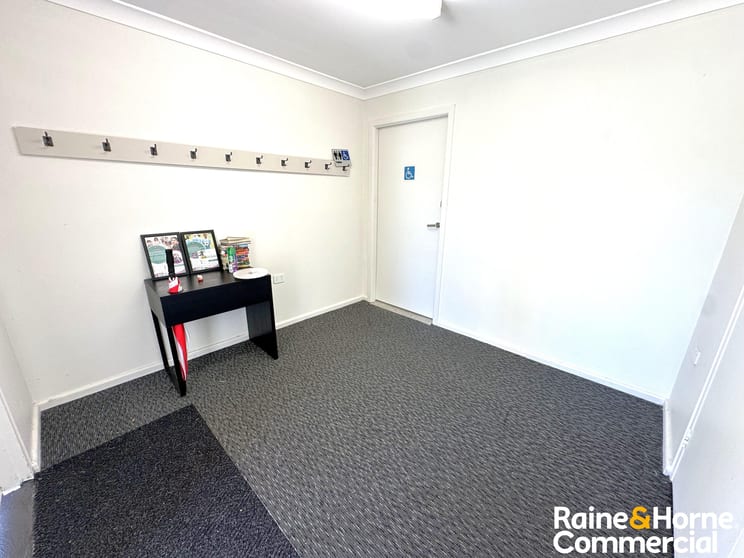 28 Bell Street South Windsor NSW 2756 - Image 2